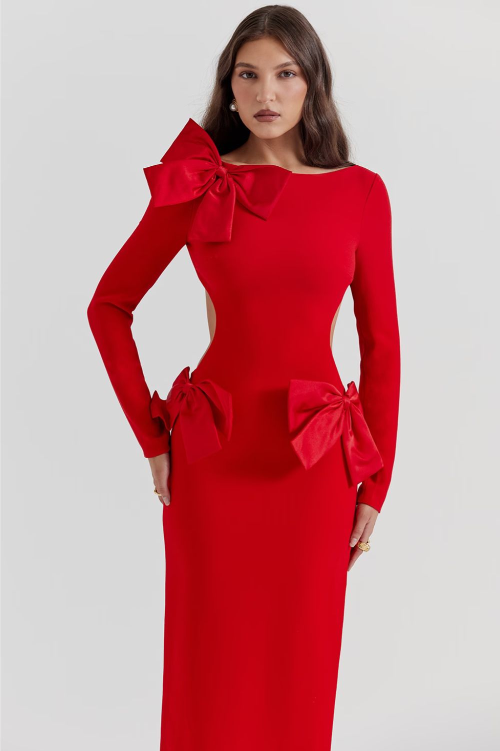 Karminrotes Kleid