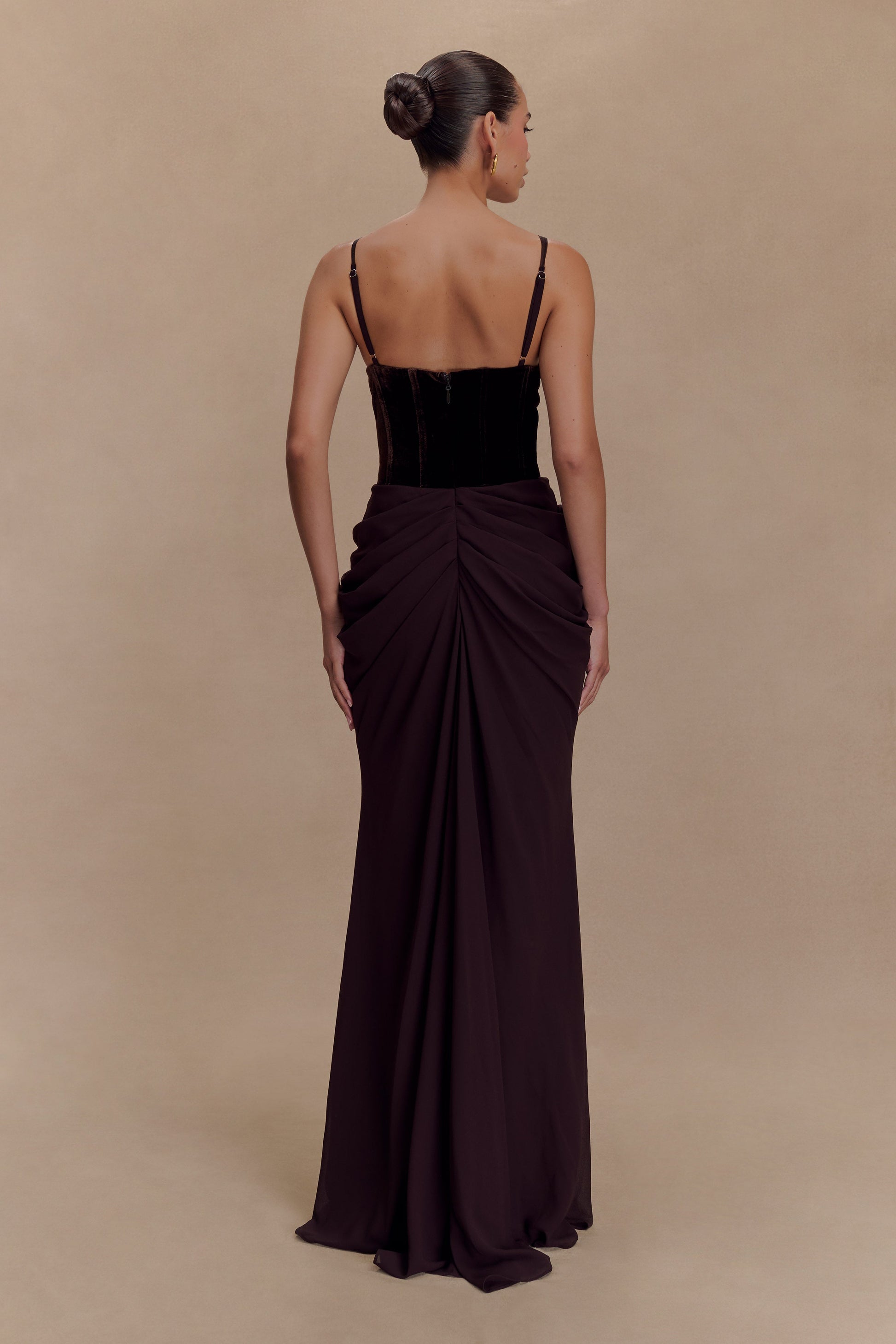 Robe Isabella