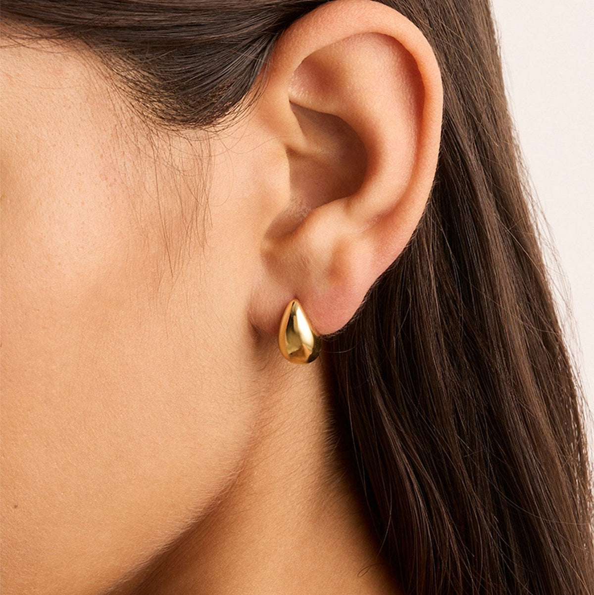 Mato Drop White Gold Earrings