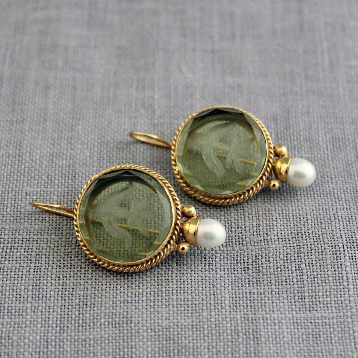 Elegant Polished Premium Earrings