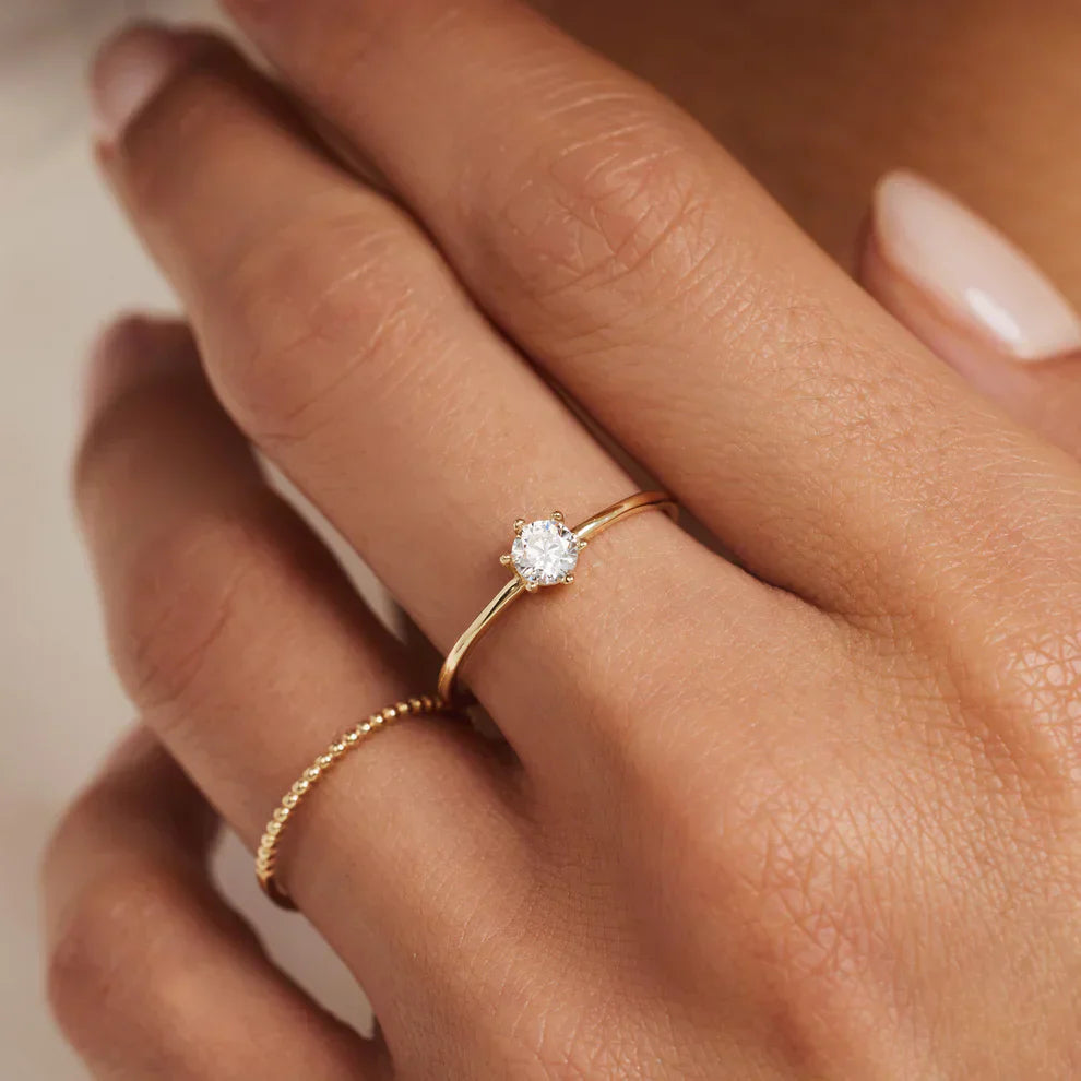 Abella White Gold Minimalist Ring