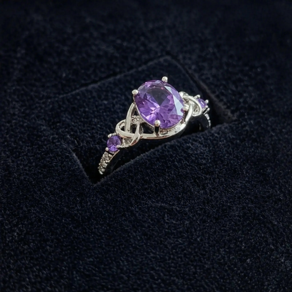 Amethyst White Gold Knot Ring