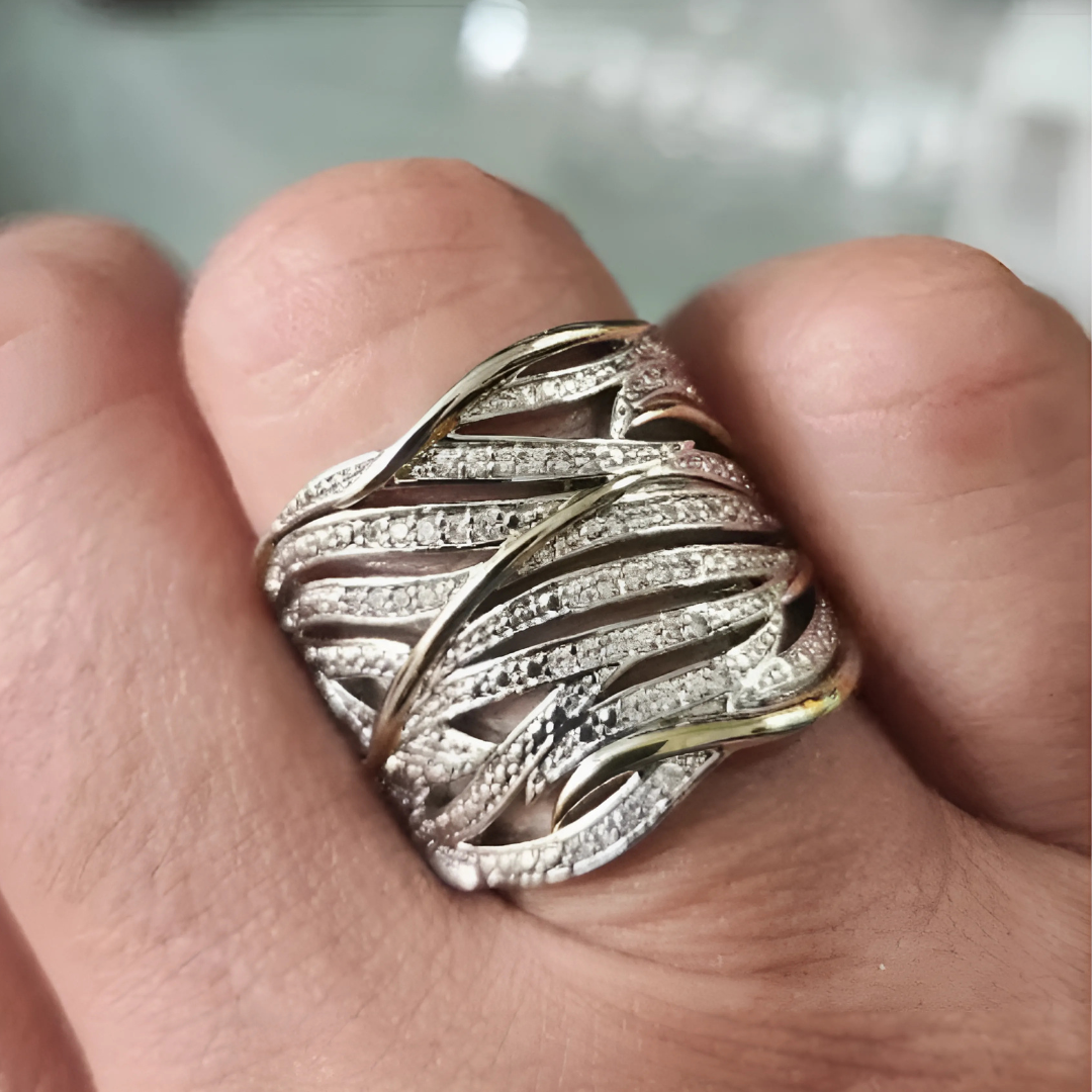 Multilayer Twisted Layered Ring